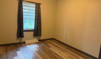 411 N 8th St, Akron, IA 51001
