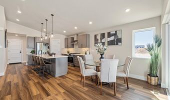 4012 SADDLEBACK Ln, Cheyenne, WY 82001