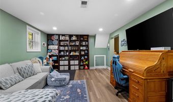 4241 Wedgewood Dr, Austintown, OH 44511