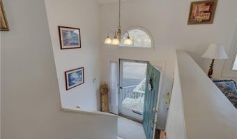 60 North St, Cranston, RI 02920