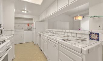 1663 Veteran Ave 206, Los Angeles, CA 90024