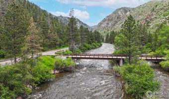 30 Falls Creek Dr, Bellvue, CO 80512