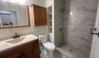 17 Frontier St, Diamondville, WY 83116