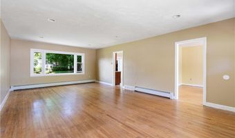 278 Green End Ave, Middletown, RI 02842