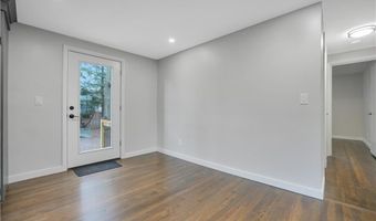 6 Hilton Ave, East Providence, RI 02915