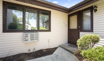 127 Butternut Ln 127, Bristol, CT 06010