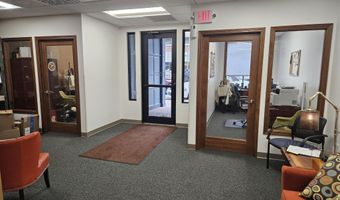 208 S Main St, Aberdeen, SD 57401