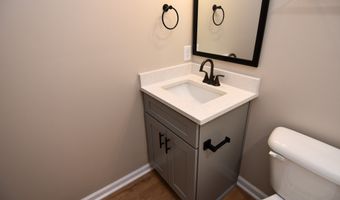 403 Atlanta St, Barnesville, GA 30204