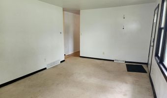 1516 Mound St, Boscobel, WI 53805