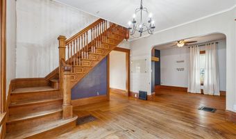218 N Huber St, Anamosa, IA 52205