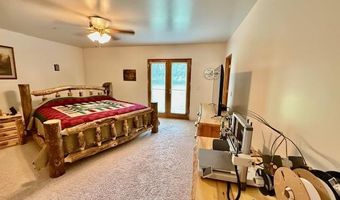 7428 Hough Rd, Almont, MI 48003
