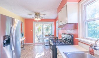 207 Donna Dr, Aurora, IN 47001