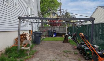 72 Terrace St, Bergenfield, NJ 07621