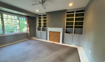 4300 37TH Rd N, Arlington, VA 22207