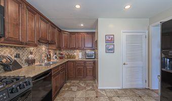 348 N CONNECTICUT Ave, Atlantic City, NJ 08401
