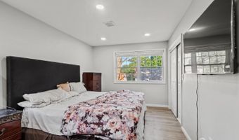 25 Livingston Ave, Avenel, NJ 07001