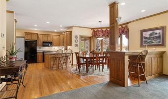 805 27th St SW, Austin, MN 55912