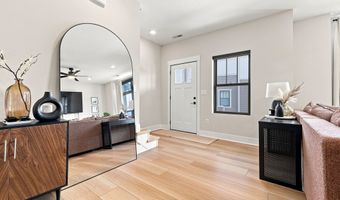 2305 SW Parkway Ln, Ankeny, IA 50023
