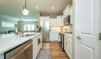 2204 SW Westwood St, Ankeny, IA 50023