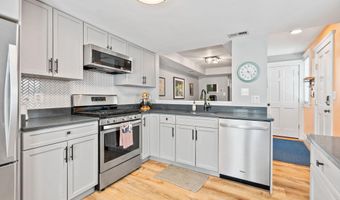 313 N PAYNE St, Alexandria, VA 22314
