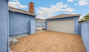 8828 Zeiler Ave, Los Angeles, CA 91331