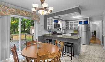 4007 Dennis Mclawhorn Rd, Ayden, NC 28513