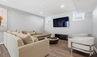 9123 OLD GEORGETOWN Rd, Bethesda, MD 20814