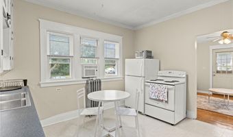 540 Longmeadow Rd, Amherst, NY 14226