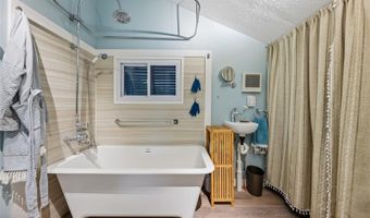 24521 SNAIL Rd, Astor, FL 32102