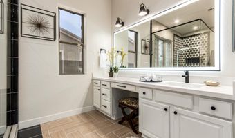 940 W MACAW Dr, Chandler, AZ 85286