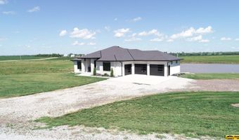 18228 London Ave, Beatrice, NE 68310