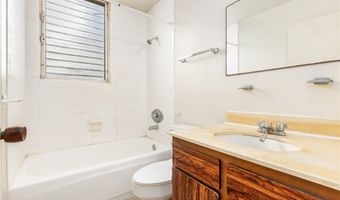 3045 Ala Napuaa Pl 1701, Honolulu, HI 96818