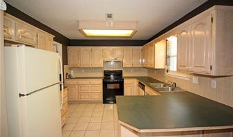 1205 22nd St, Bentonville, AR 72712