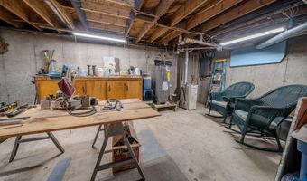 183 Pitcher Rd, Belfast, ME 04915