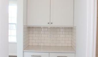 7296 Evergreen Trl, Almont, MI 48003