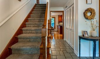 20 Dan Troy Dr, Amherst, NY 14221