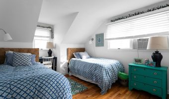 51 Egbert St, Bay Head, NJ 08742