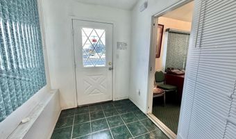 622 Broadway, Amityville, NY 11701