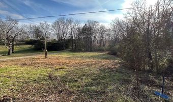 79 KAY St, Big Sandy, TN 38221