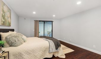 200 Harbor Dr 302, San Diego, CA 92101