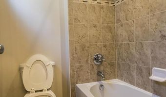 20725 JENNIFER ANN Dr, Ashburn, VA 20147