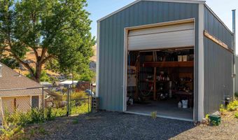 814 2nd St, Asotin, WA 99402