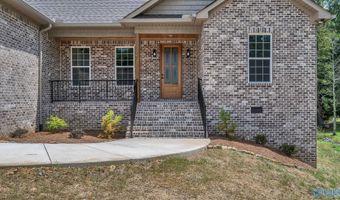 1392 Locust Dr, Arab, AL 35016