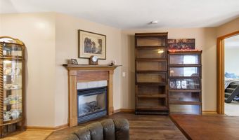 1012 Bartlett Ave, Altoona, WI 54720
