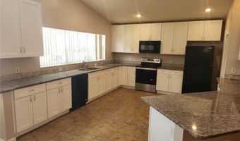 150 ABBEY HOLLOW Dr, Apopka, FL 32712