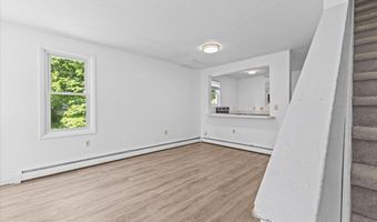 21 Hyde St 4, Burlington, VT 05401