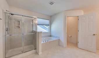 253 Village Creek Dr Dr, Ballwin, MO 63021