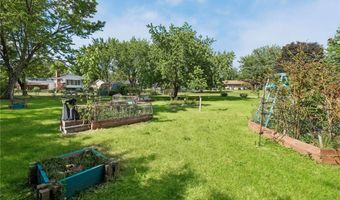 880 Whitney Dr, Apple Valley, MN 55124