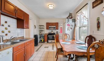 47 Lenox Ave, Bridgeport, CT 06605