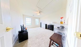 203 Cynwyd Dr, Absecon, NJ 08201